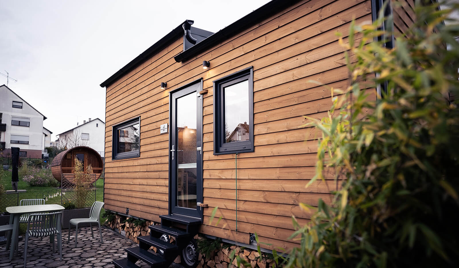 Tiny Haus – Außenansicht mit Sauna